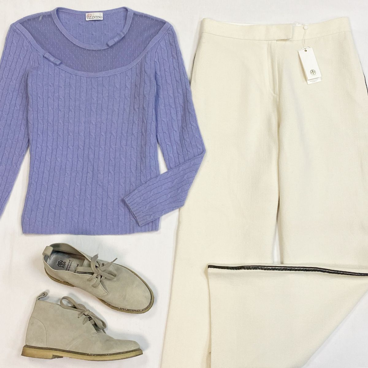 Кофта Red Valentino размер M цена 7 693 рубБрюки Tory Burch размер S цена 6 154 рубБотинки Brunello Cucinelli размер 40 цена 23 078 руб