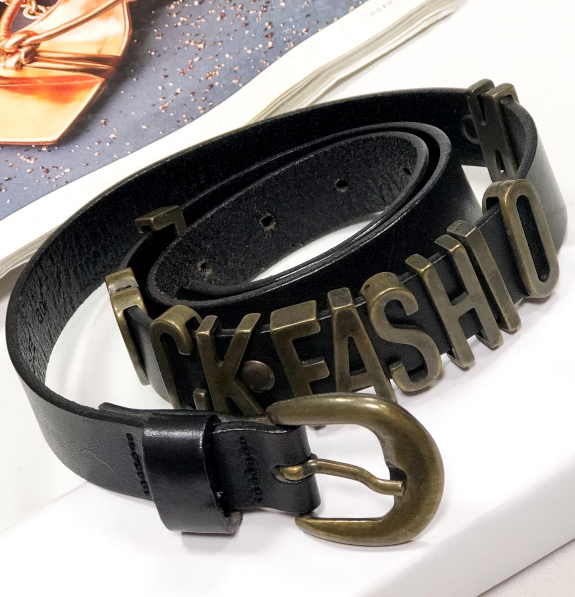 Ремень Moschino размер 80 цена 1 566 руб
