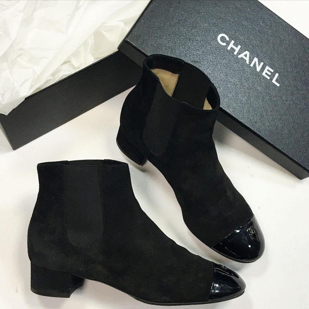 Ботинки/замша Chanel  размер 37.5 цена 15 385 руб 