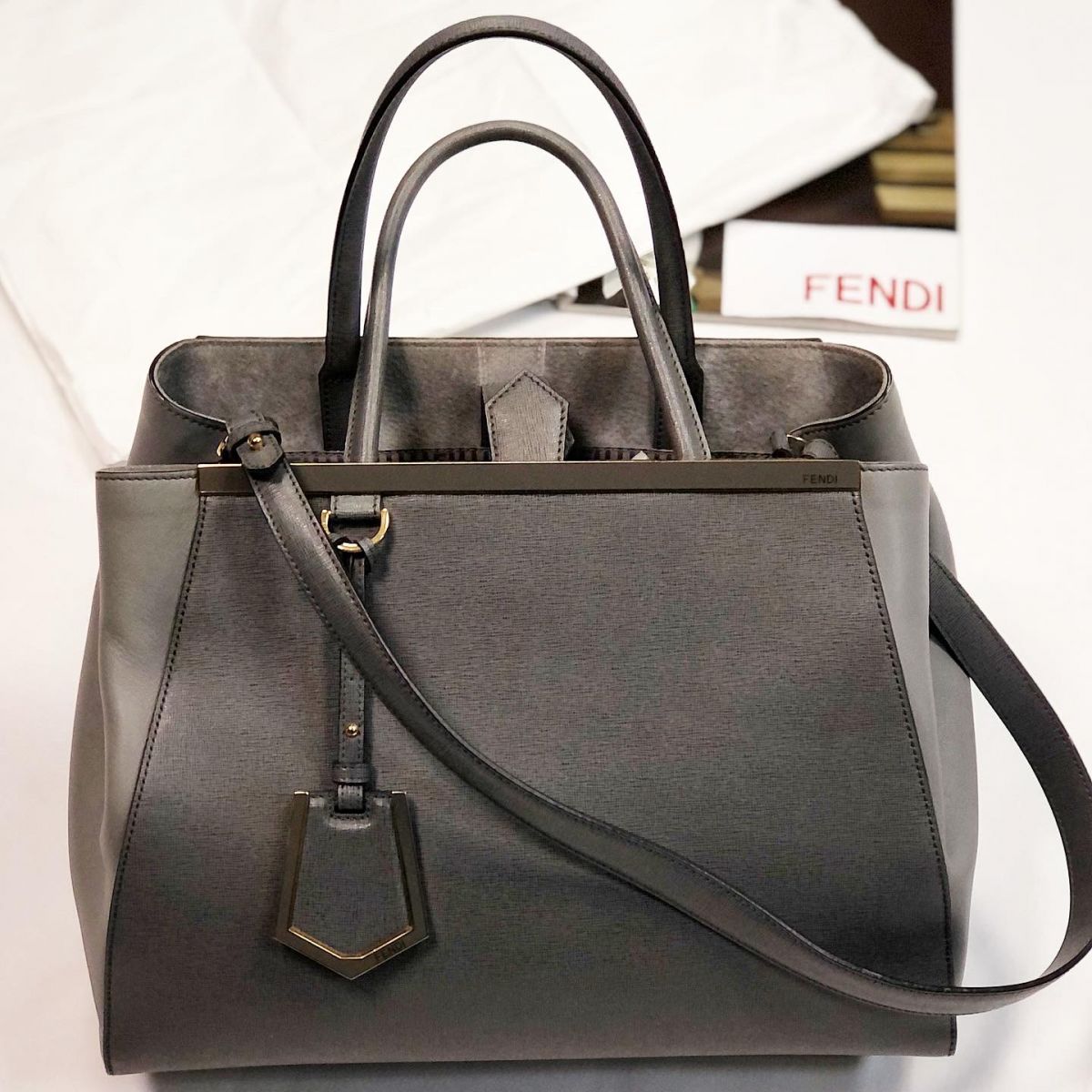 Сумка Fendi  размер 35/25 цена 30 770 руб 