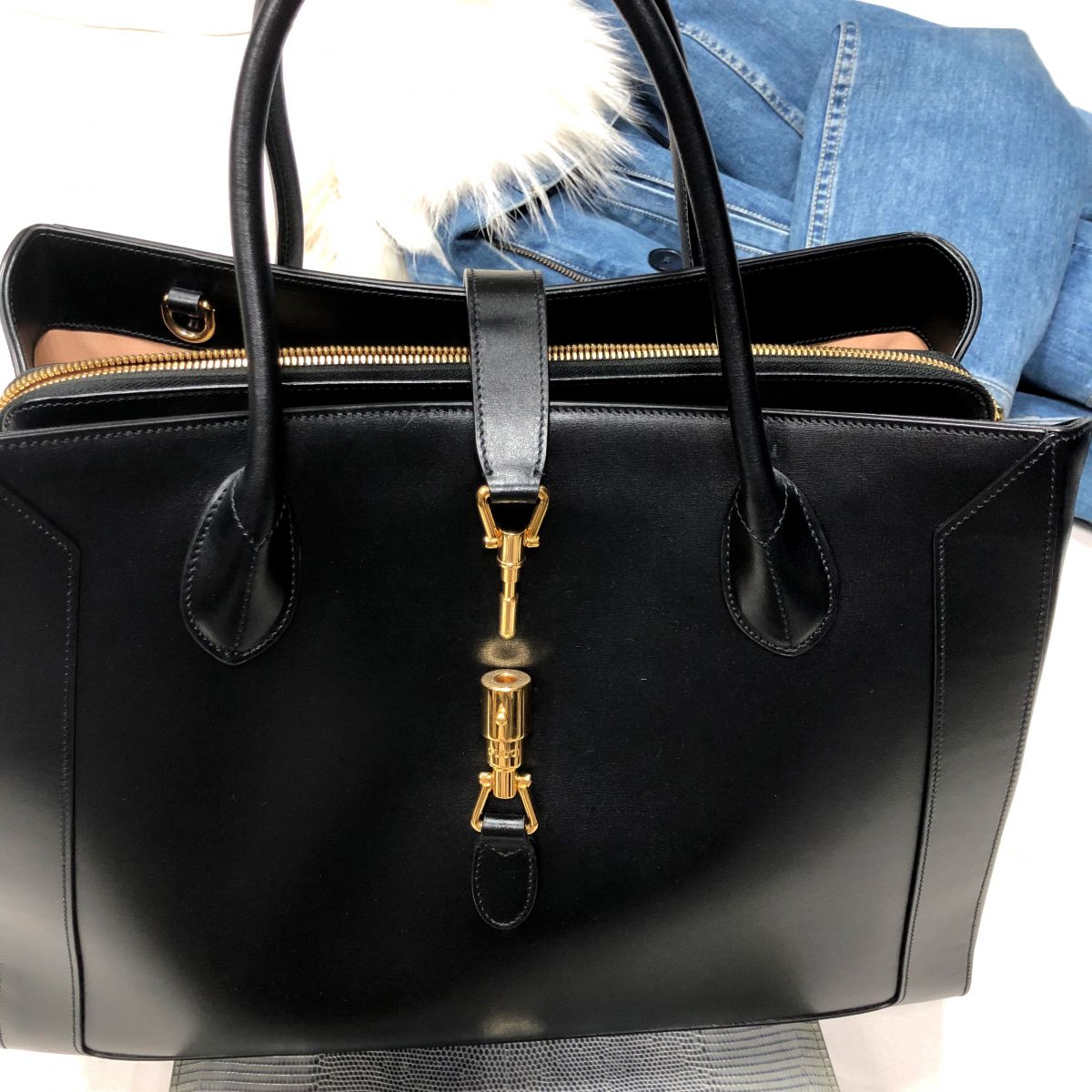 Сумка GUCCI размер большой цена 78 275 руб /новая с ценником/