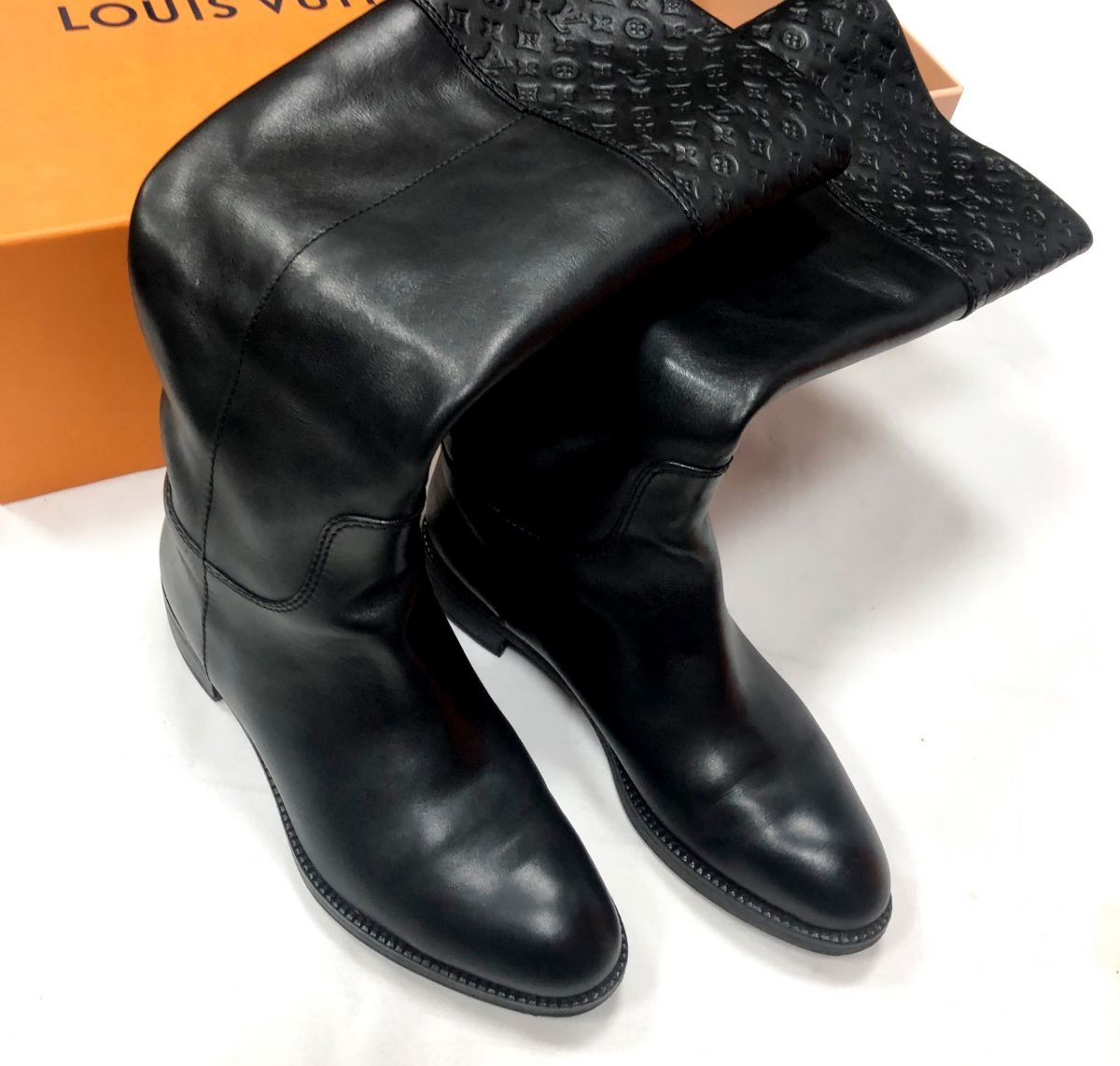 Сапоги Louis Vuitton размер 36.1/2 цена 23 078 руб 