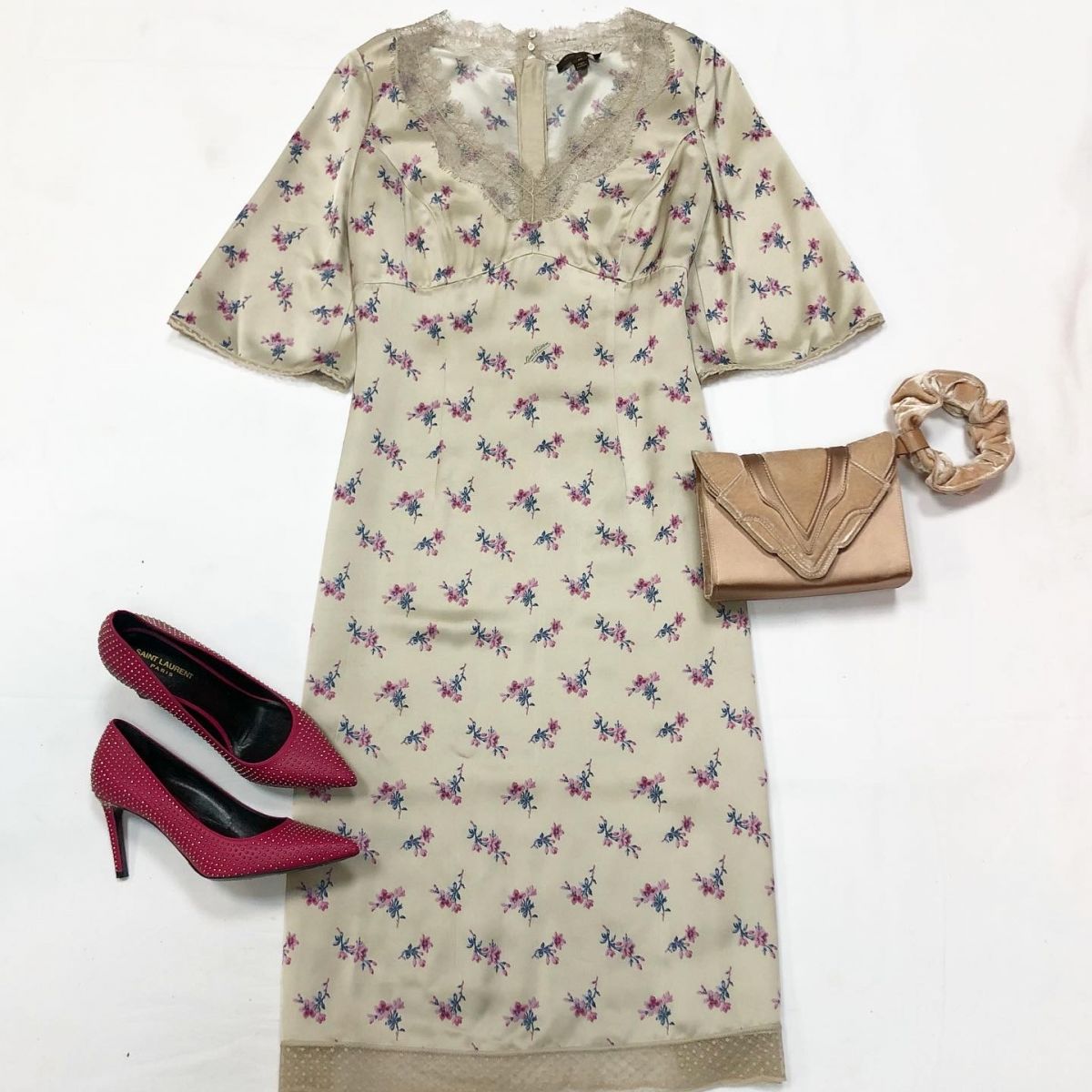 Платье /шёлк/ажур/ Louis Vuitton размер 40 цена 23 078 руб Туфли Saint Laurent размер 38.5 цена 18 462 руб