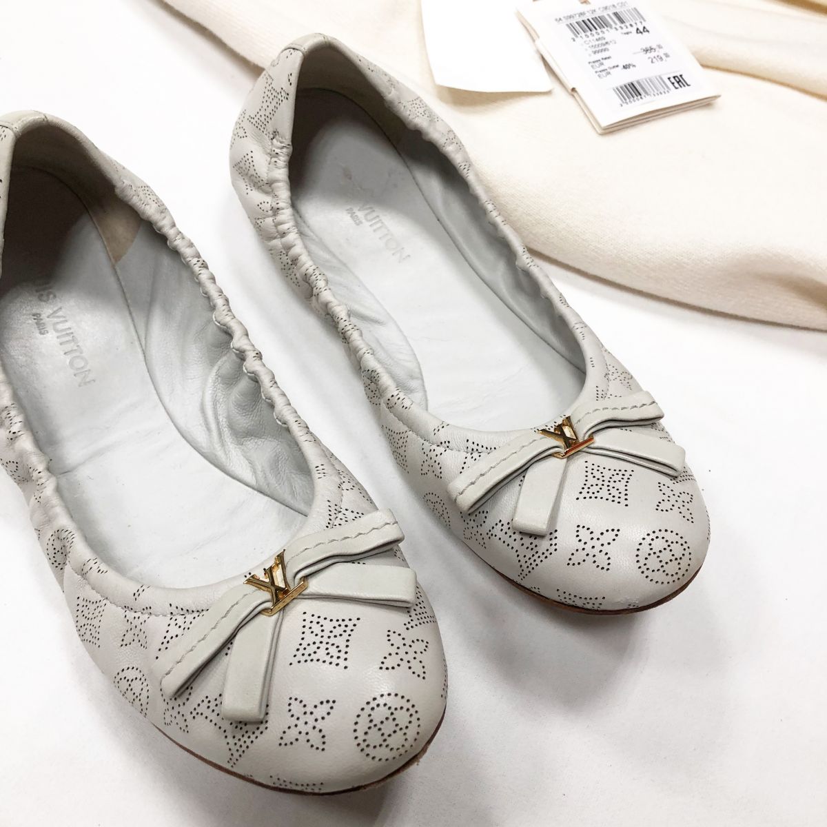Балетки Louis Vuitton размер 37.1/2 цена 10 959
Руб
