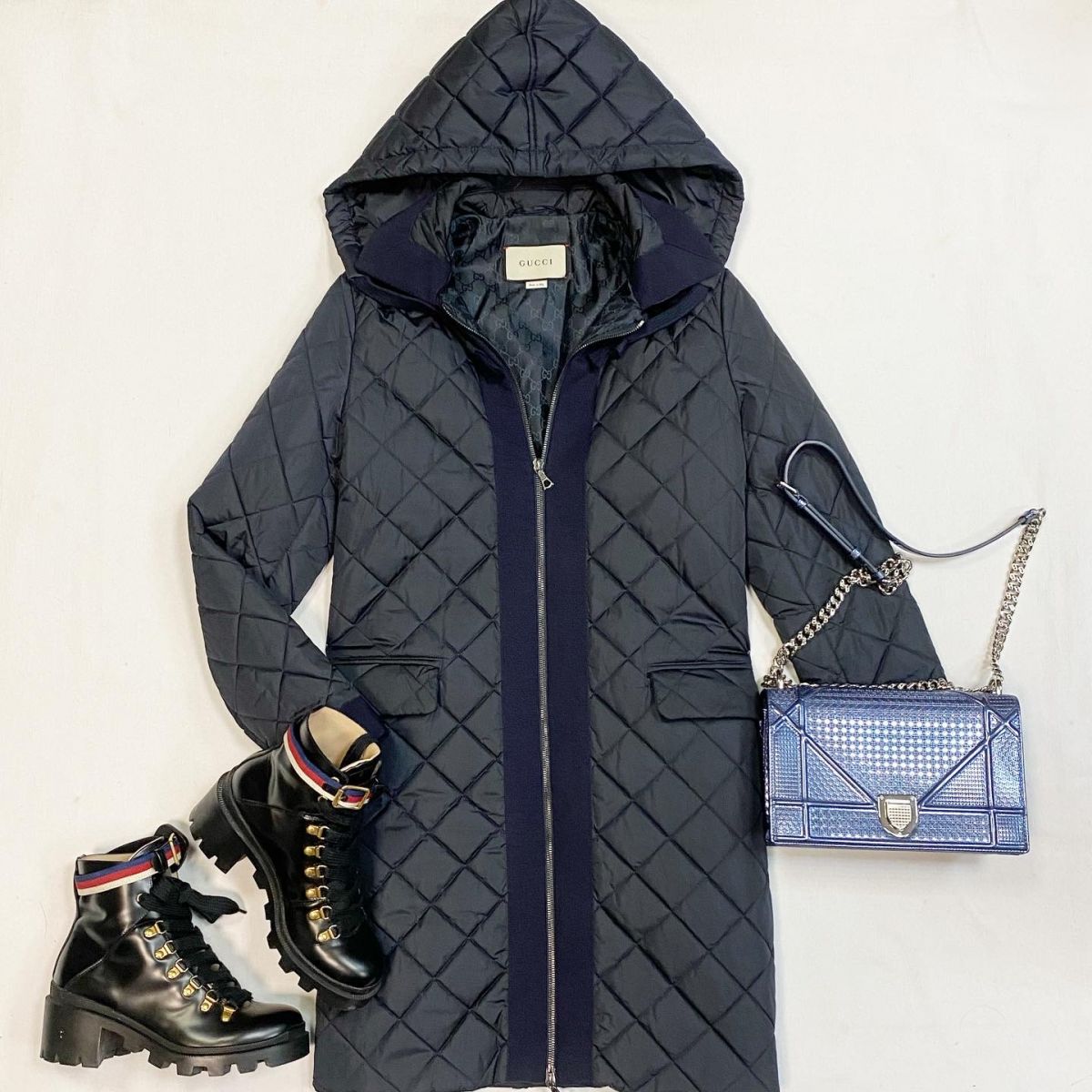 Пальто Gucci размер 40 цена 46 155 рубБотинки Gucci размер 37 цена 38 463 рубСумка Dior