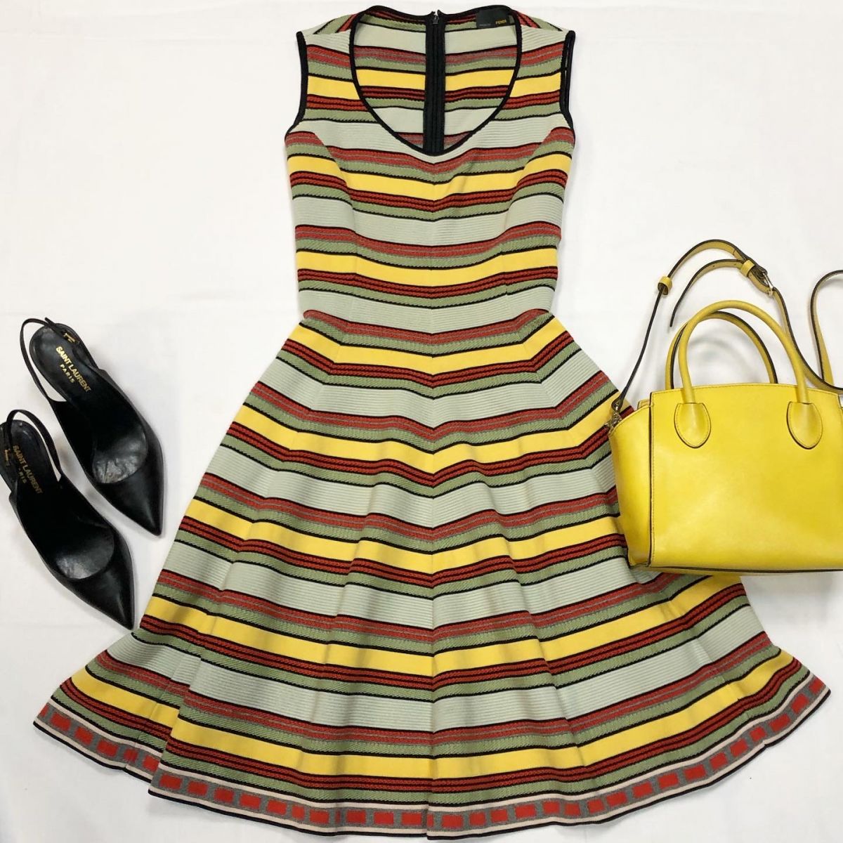 Платье Fendi размер 40 цена 10 770 руб Туфли Saint Laurent размер 37 цена 12 308 руб Сумка Michael Kors