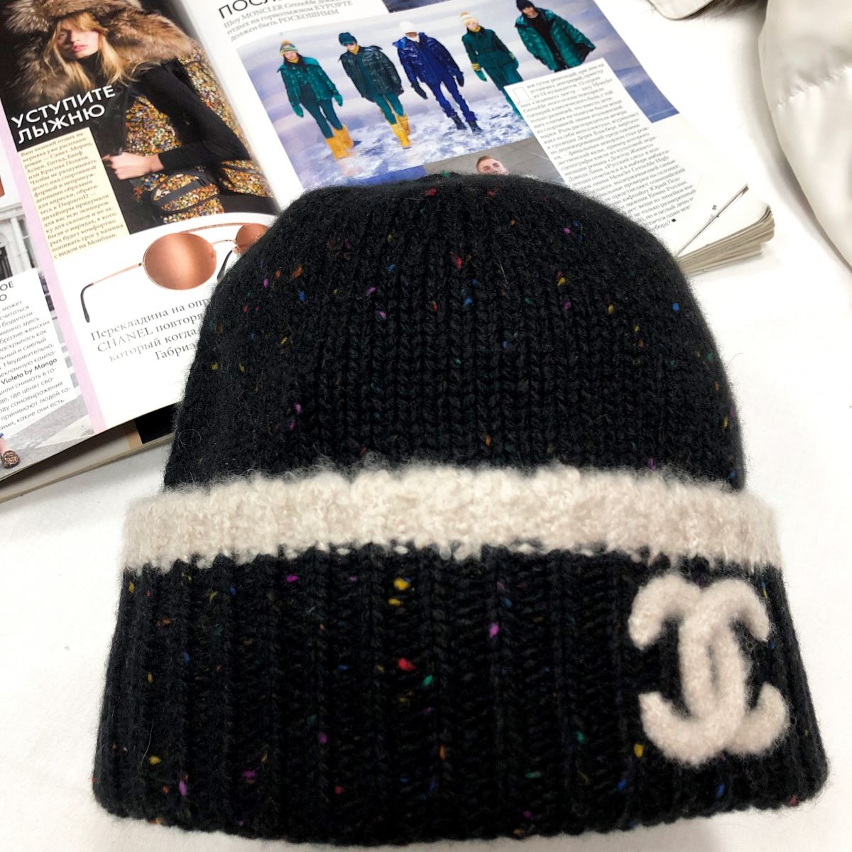 Шапка Chanel цена 30 770 руб 