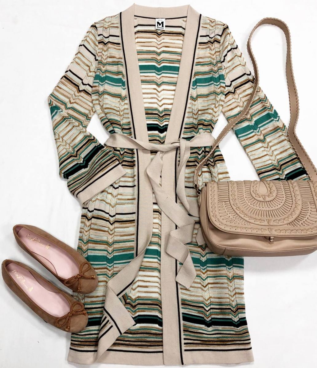 Кардиган/ люрекс/ Missoni размер 42 цена 9 393 руб
Балетки Pretty Ballerinas размер 39 цена 10 959 руб
Сумка Alberta Ferretti