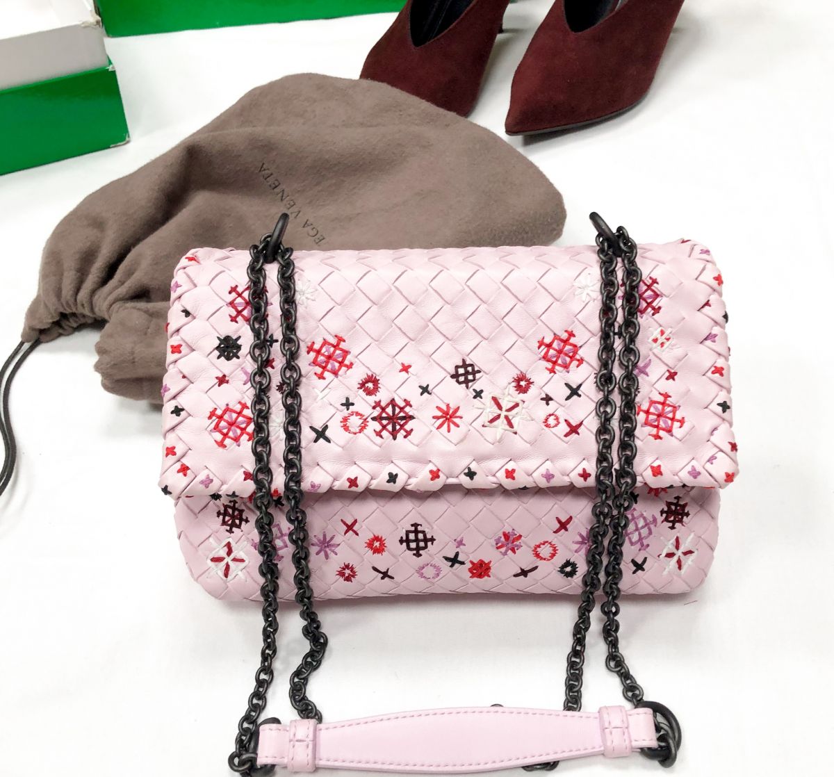 Сумочка BOTTEGA VENETA цена 78 275 руб