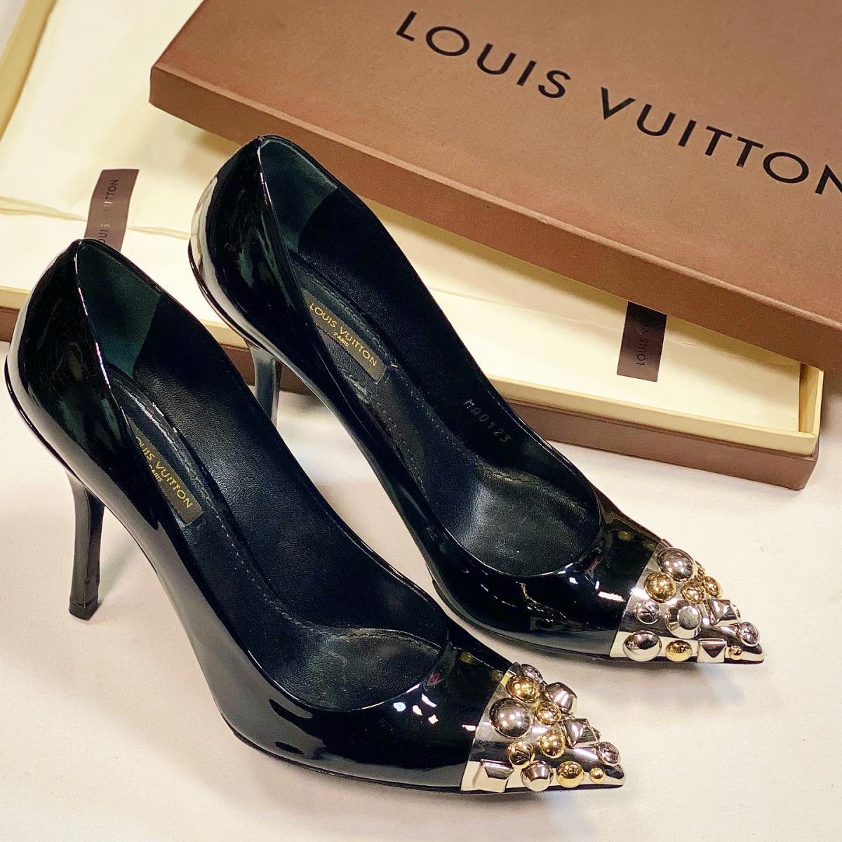 Туфли Louis Vuitton размер 38 цена 15 385 руб