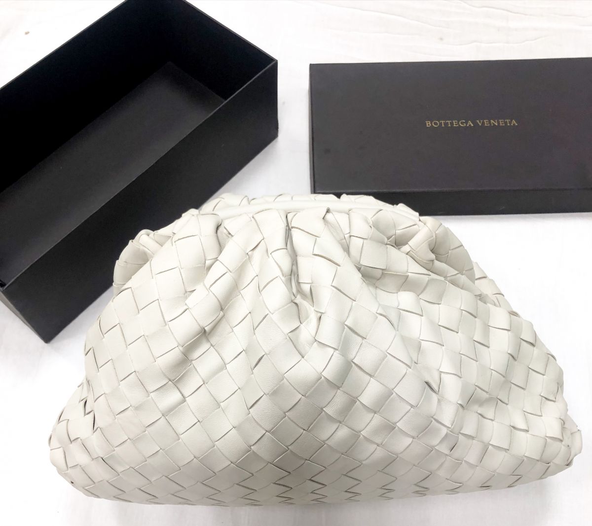 Клатч BOTTEGA VENETA цена 78 275 руб