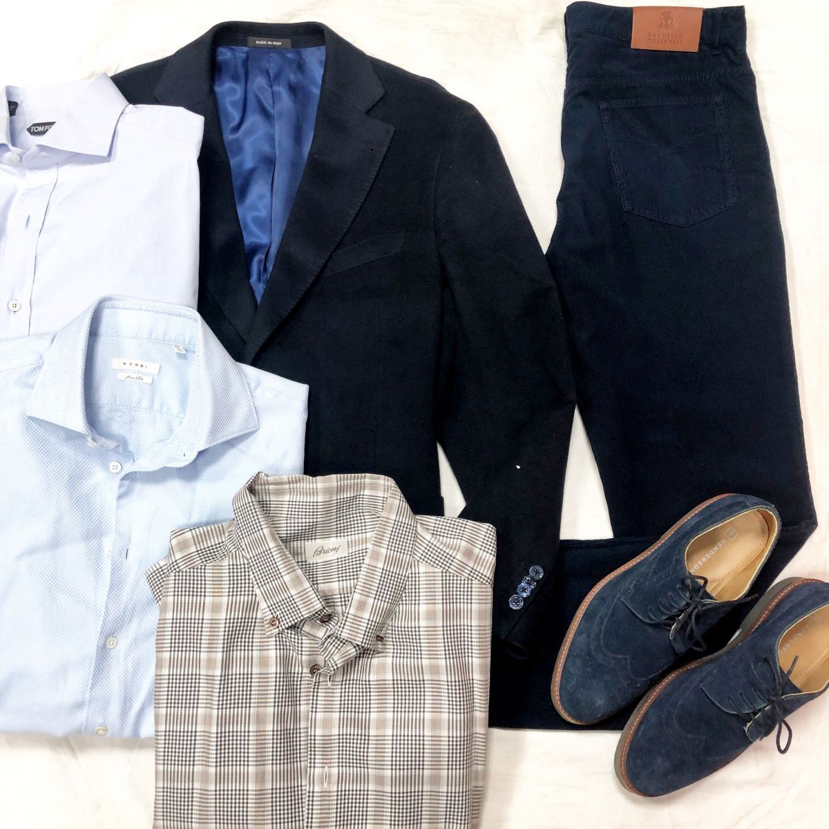 #Mechtamen
Пиджак Moscólo размер 56 цена 15 655 руб 
Брюки /вельвет/ Brunello Cuccinelli размер 48 цена 10 959 руб 
Туфли HENDERSON размер 41 цена 7 828 руб /новые/