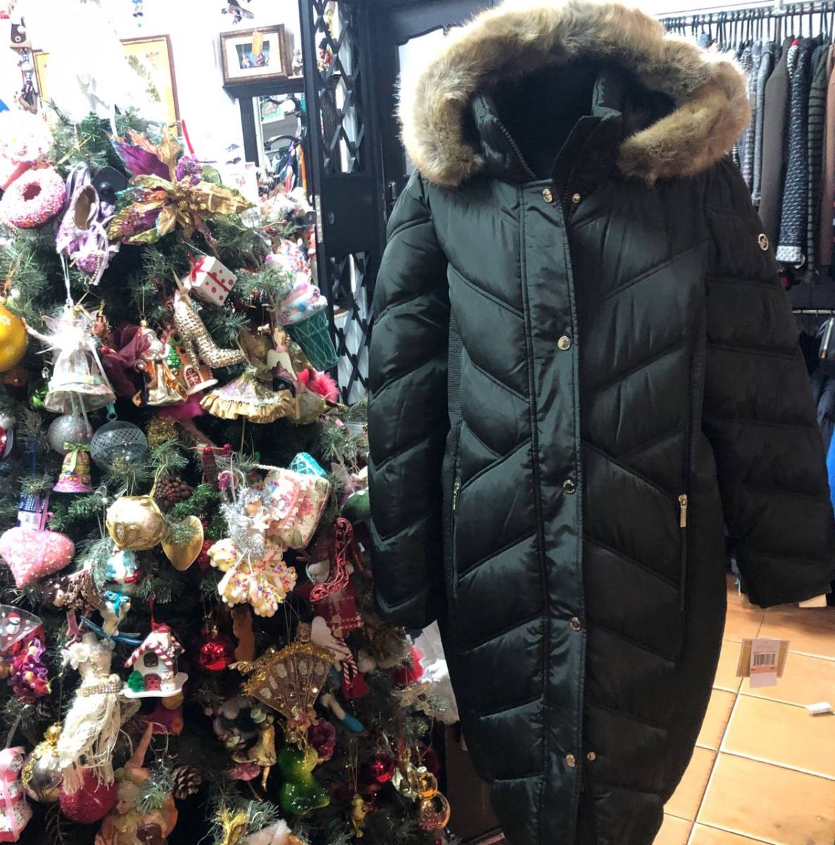 Пуховик /пальто MICHAEL KORS размер XL цена 15 655 руб /новое с ценником/