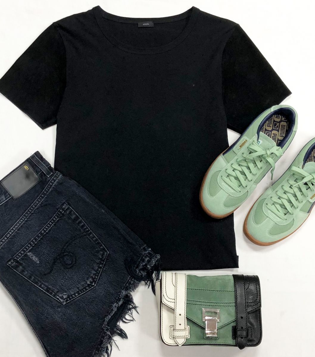 Шорты R13 размер 27 цена 23 483 руб
Футболка Joseph размер M цена 7 828 руб
Кеды Puma размер 40 цена 15 655 руб
Сумка Proenza Schouler 
