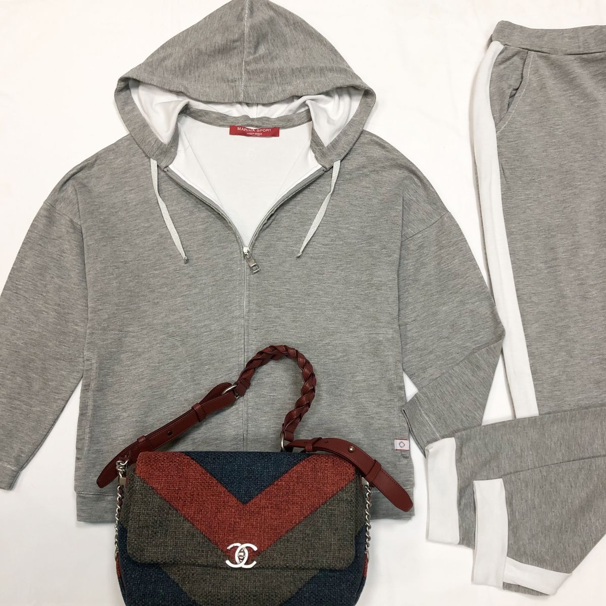 Костюм Marina Rinaldi Sport размер L цена 7 693 руб Сумка Chanel
