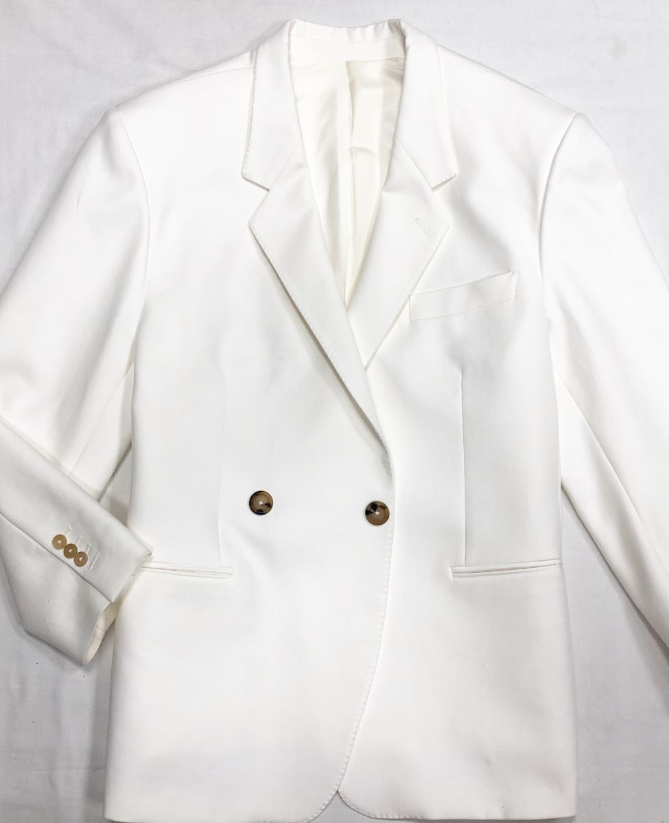 Жакет Armariun размер 40 цена 117 413 руб/ с биркой/ 
Балетки Totem размер 41 цена 31 310 руб
