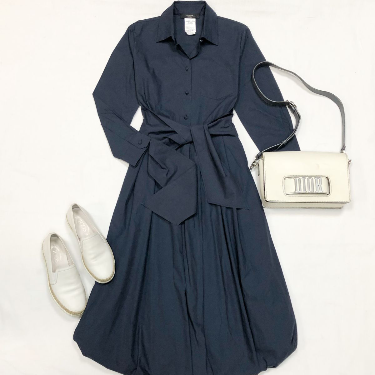 Платье Weekend размер 38 цена 7 693 рубСлипоны Tod’S размер 36 цена 9 231 рубСумка Dior