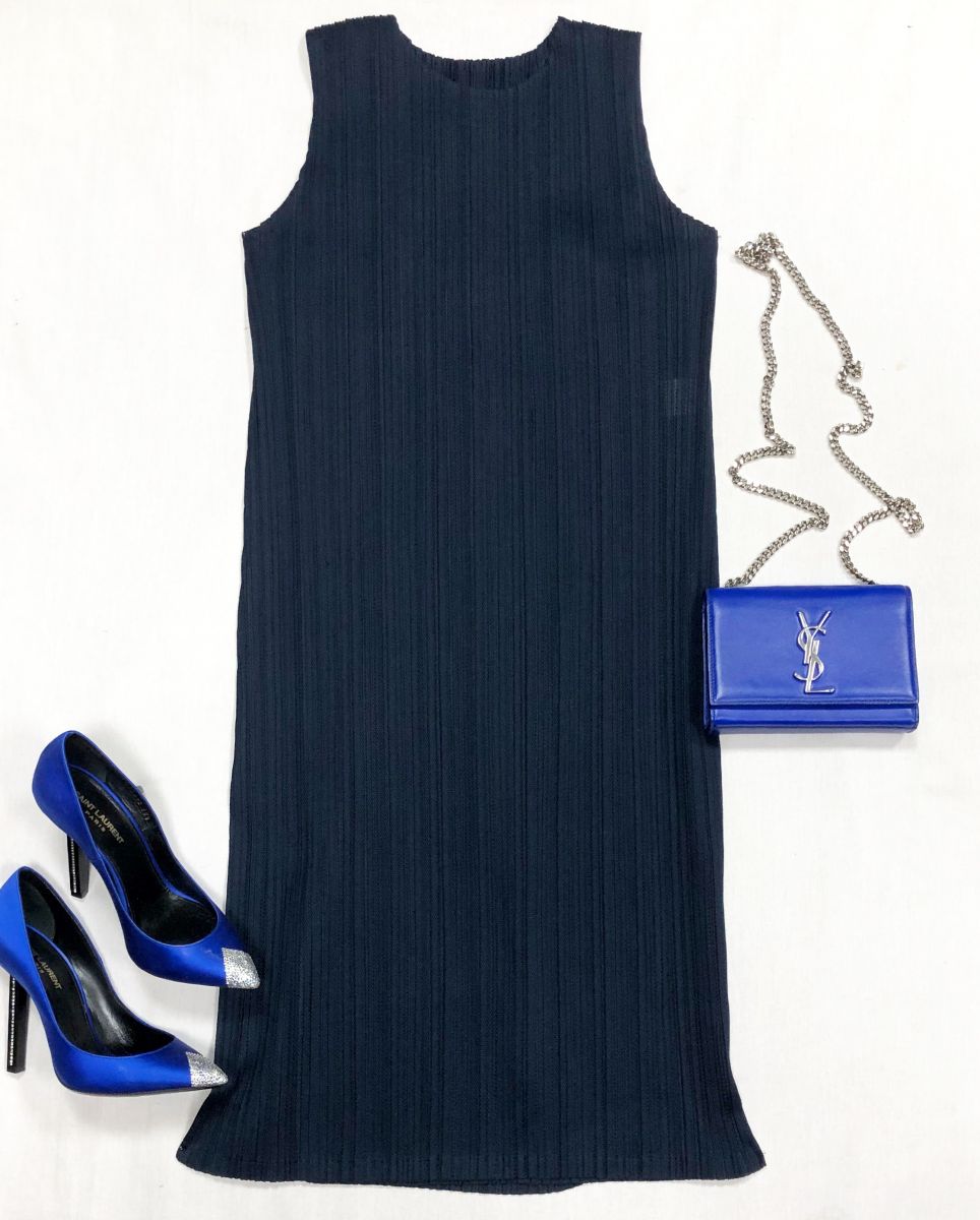 Платье Pleats Pleatse размер 42 цена 23 483 руб
Туфли Saint Laurent размер 38.5 цена 23 483 руб
Сумочка Saint Laurent