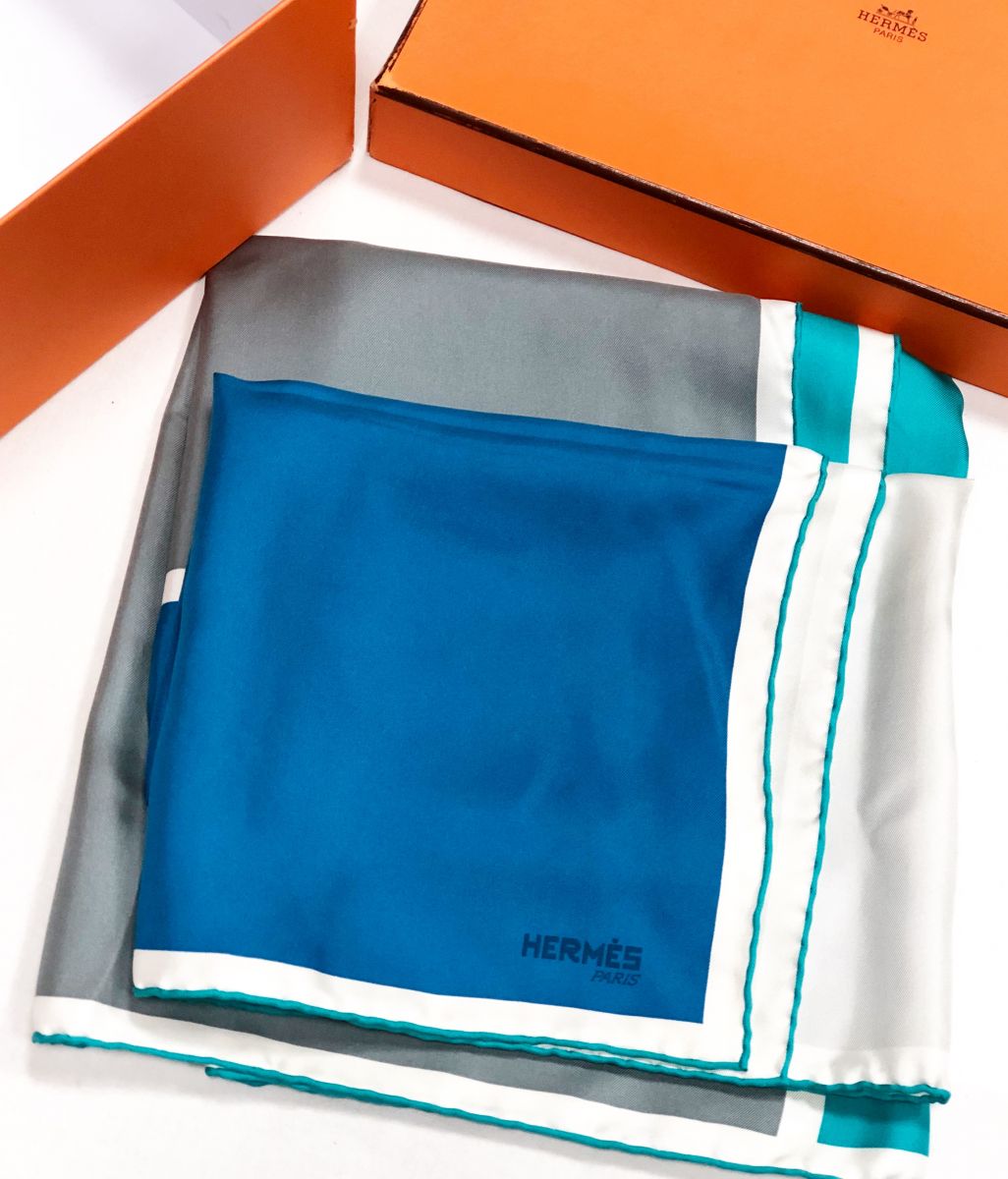 Платок Hermes размер 90/90 цена 23 483 руб
