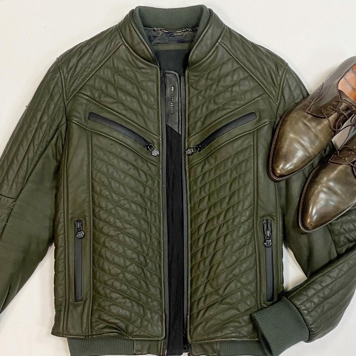 #mechtamen Куртку/кожа/ Philipp Plein размер L цена 61 540 рубТуфли Santoni размер 41 цена 10 770 руб