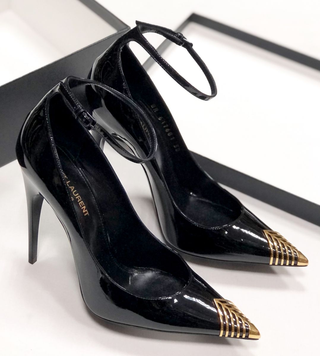 Туфли Saint Laurent размер 38 цена 39 138 руб