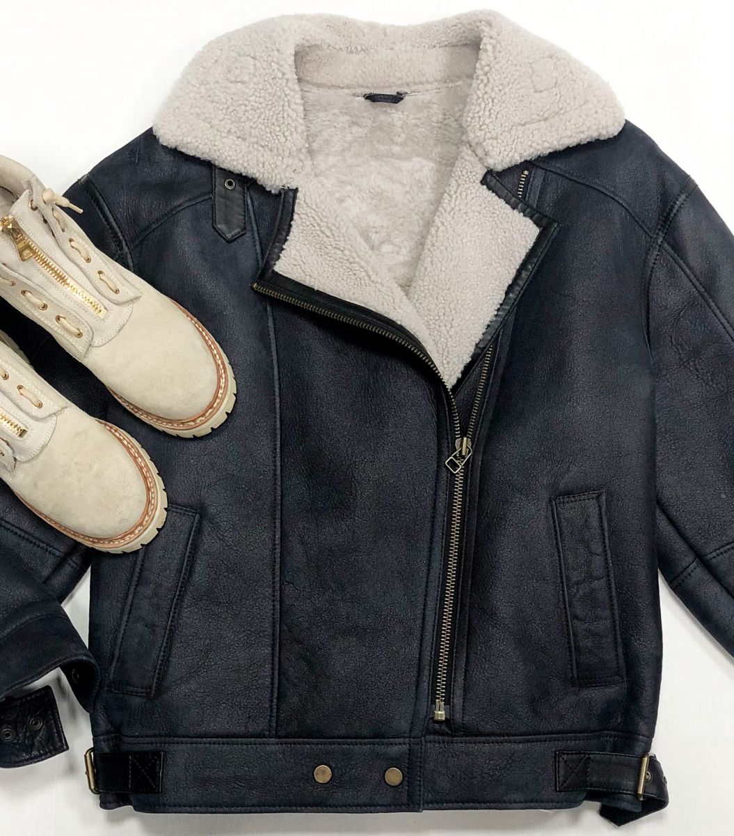 Дублёнка Addicted размер 36 цена 46 965 руб
Ботинки Balmain размер 38 цена 18 786 руб