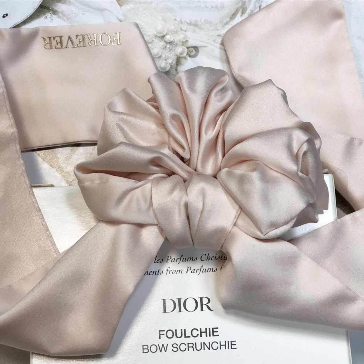 Резинка Christian Dior цена 3 847 руб /в коробке/