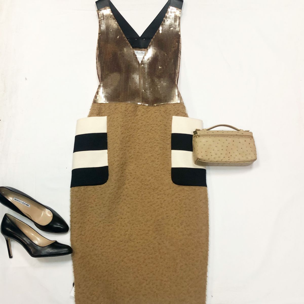 Платье /пайетки/ Max Mara размер 38/42 цена 10 770 руб Туфли Manolo Blahnik размер 37 цена 9 231 руб Сумочка Loro Piana
