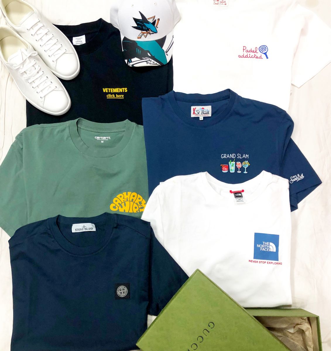 #Mechtamen
Футболки Vêtements / The North face / Saint Barts / Stone island размер S/ M цена
5 794 руб / 6 262 руб / 7 828 руб 
Кеды Gucci размер 42.5 цена 39 138 руб /новые в коробке/ 
Кепка Reebok