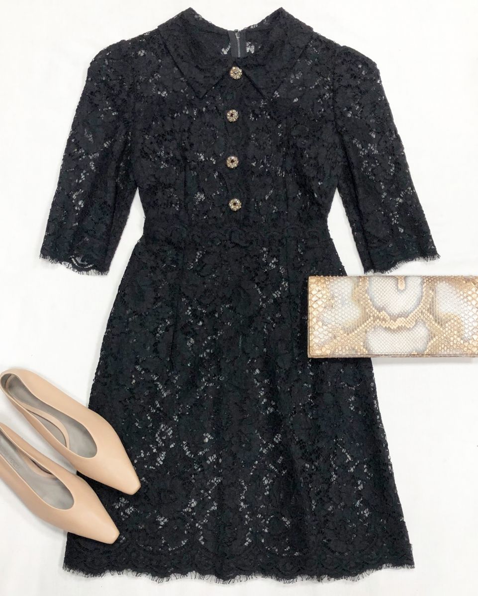Платье/ ажур/ камни/ Dolce Gabbana размер 40 цена 23 483 руб
Балетки Botega Veneta размер 37 цена 18 786 руб
Клатч Christian Dior