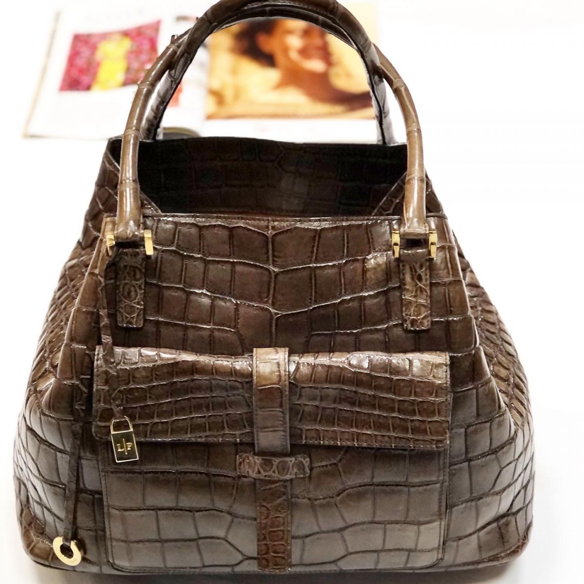 Сумка /крокодил/ Loro Piana размер 37/28 цена 307 700 руб 