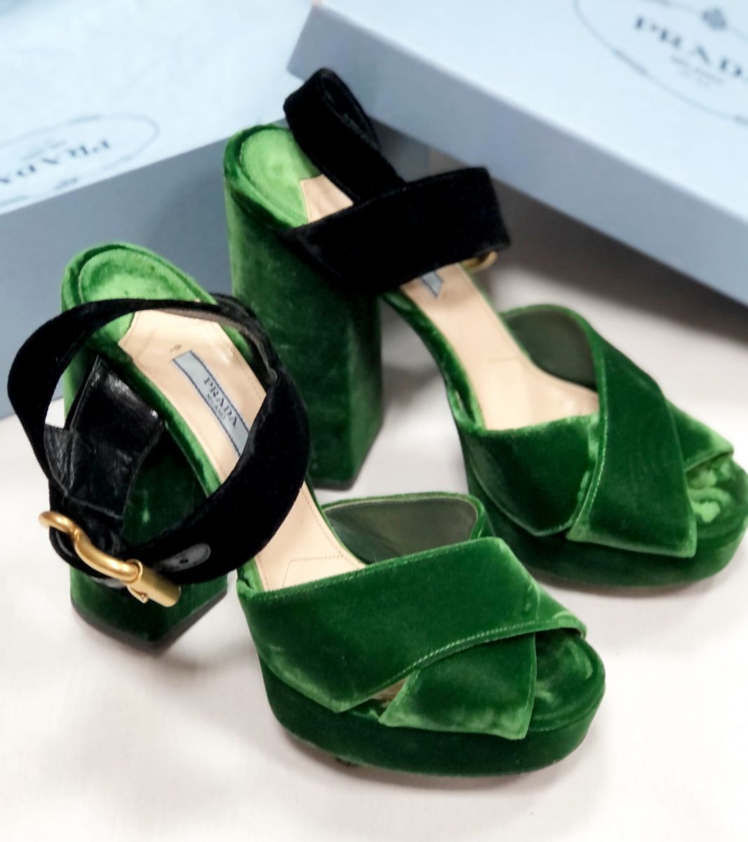 Босоножки/ бархат/ Prada размер 39.5 цена 10 959 руб