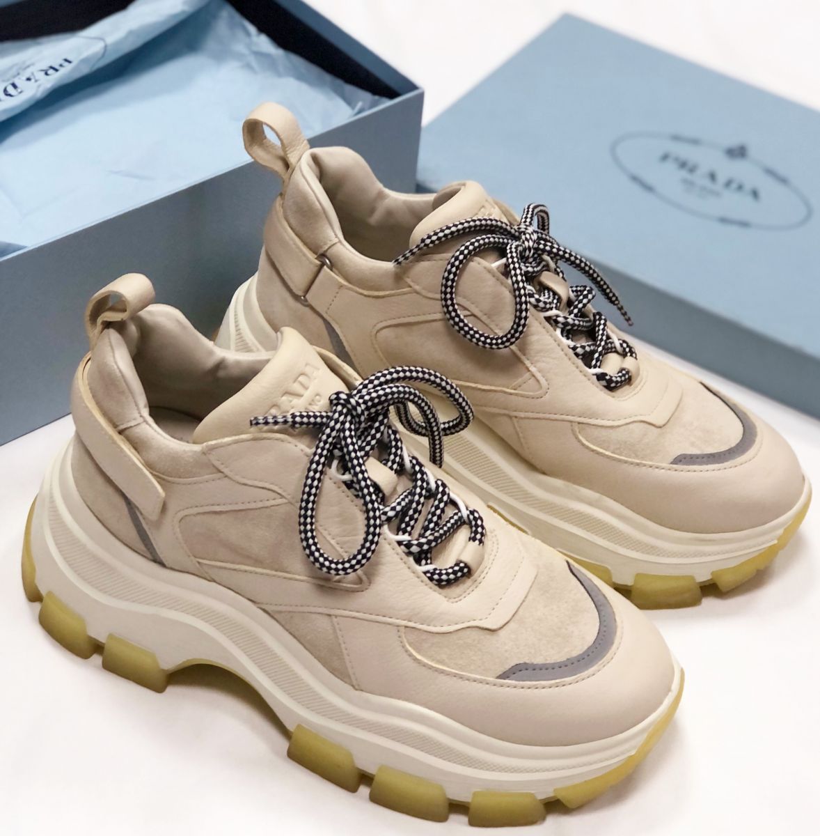 Кроссовки Prada размер 40 цена 31 310 руб