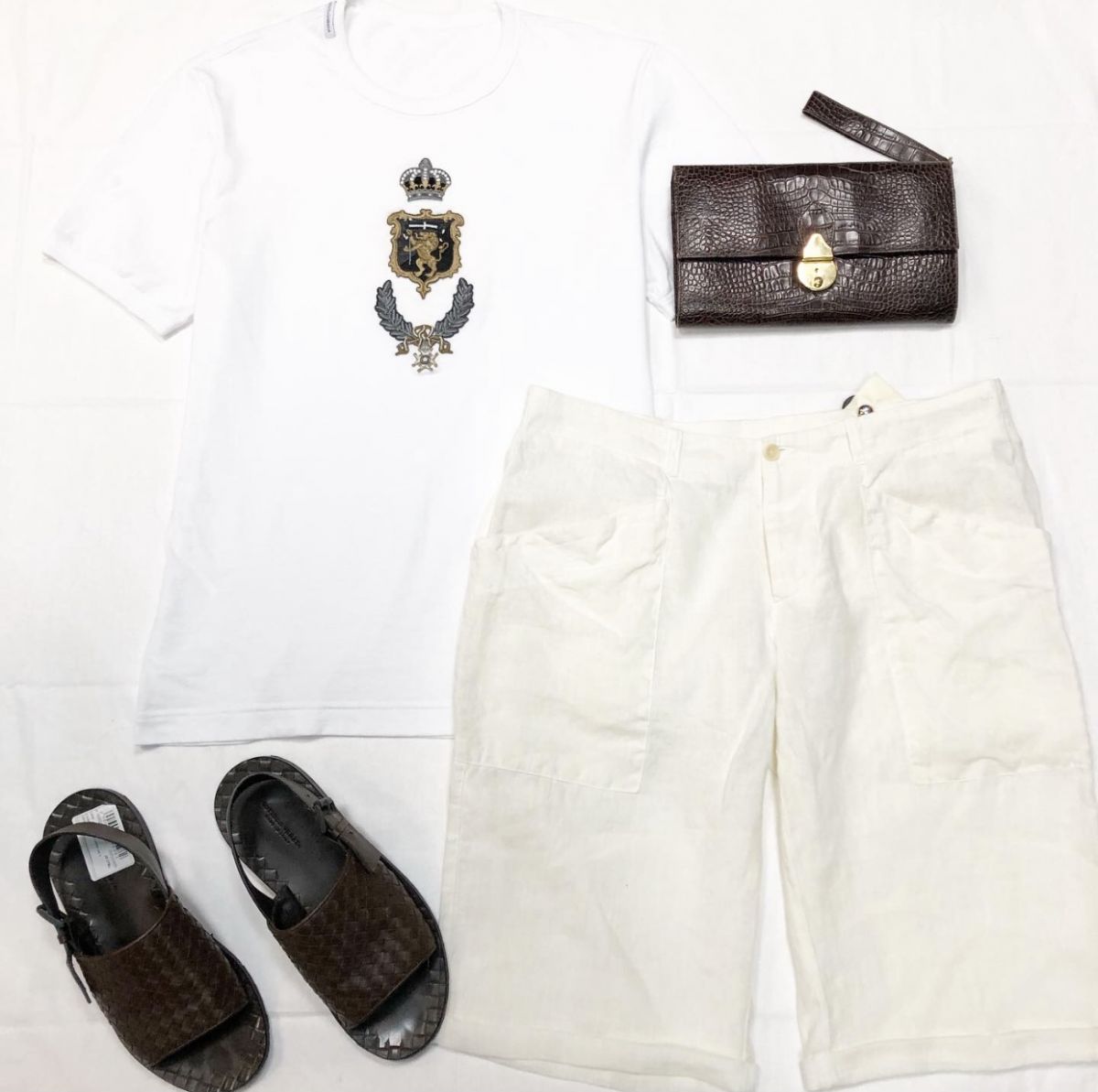 #MechtamenФутболка Dolce Gabbana размер 54 цена 7 693 руб Шорты /лён/ Daniele Alessandrini размер 54 цена 3 846 руб Сабо Bottega Veneta размер 42 цена 23 078 руб