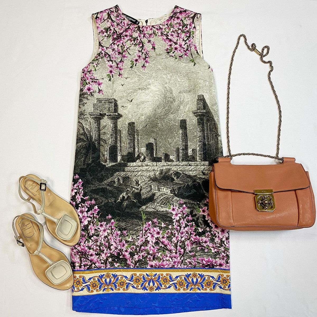 Платье Dolce Gabbana размер 38 цена 18 463 руб Босоножки Roger Vivier размер 37.5 цена 9 231 руб Сумка Chloè