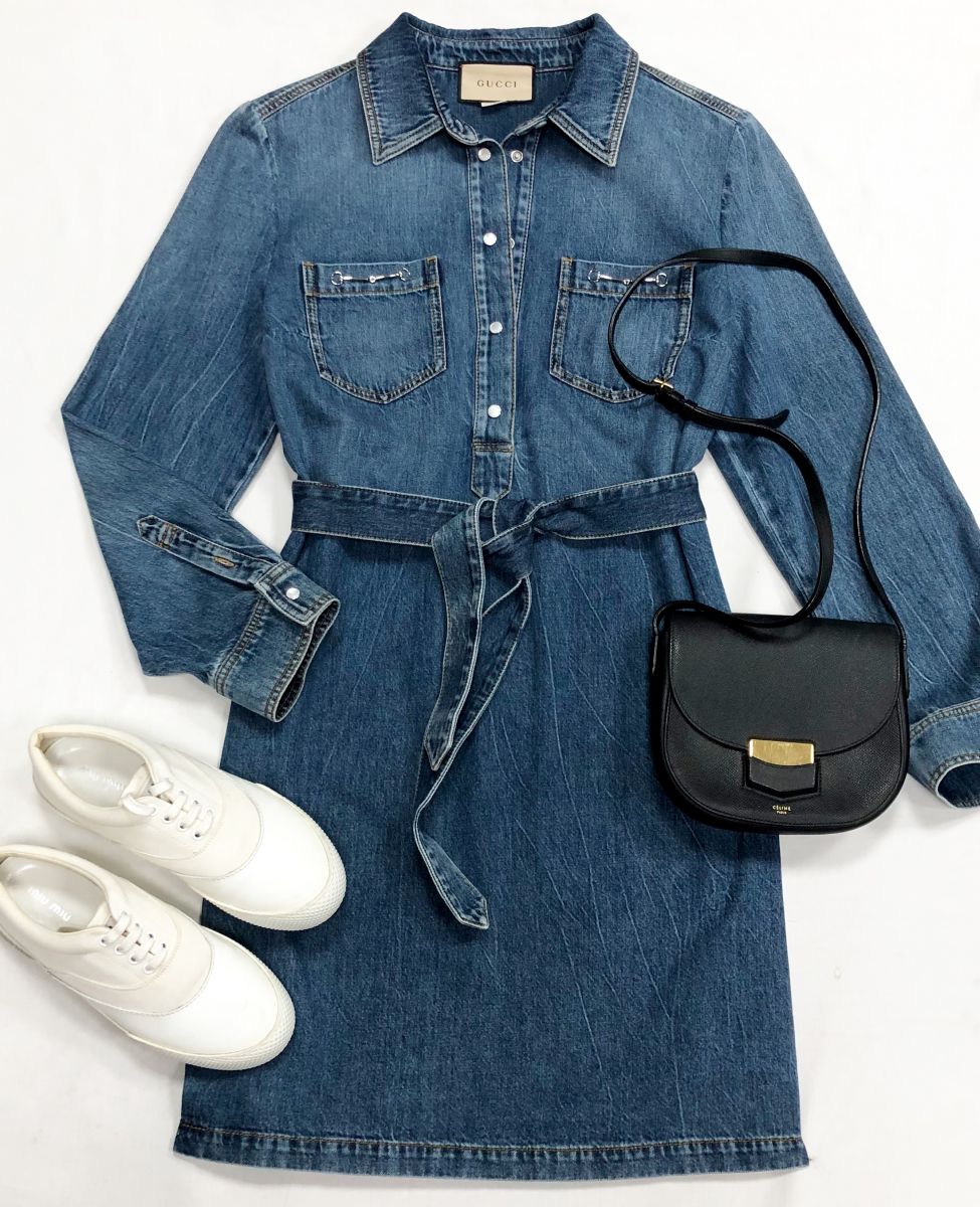 Платье/ джинса/ Gucci размер 48 цена 62 620 руб
Кеды Miu Miu размер 38 цена 23 483 руб
Сумка Celine