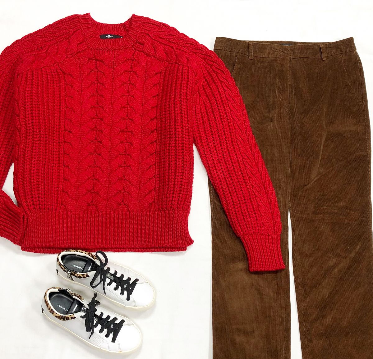 Свитер 7 размер S цена 4 697 руб
Брюки/ вельвет/ Weekend/Max Mara / размер 42 цена 4 697 руб
Кеды Crime London размер 37 цена 7 828 руб