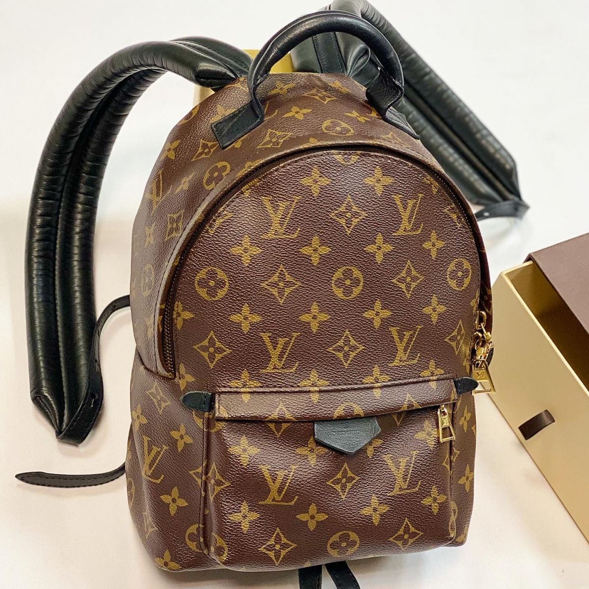 Рюкзак Louis Vuitton размер 20/25 цена 76 925 руб 