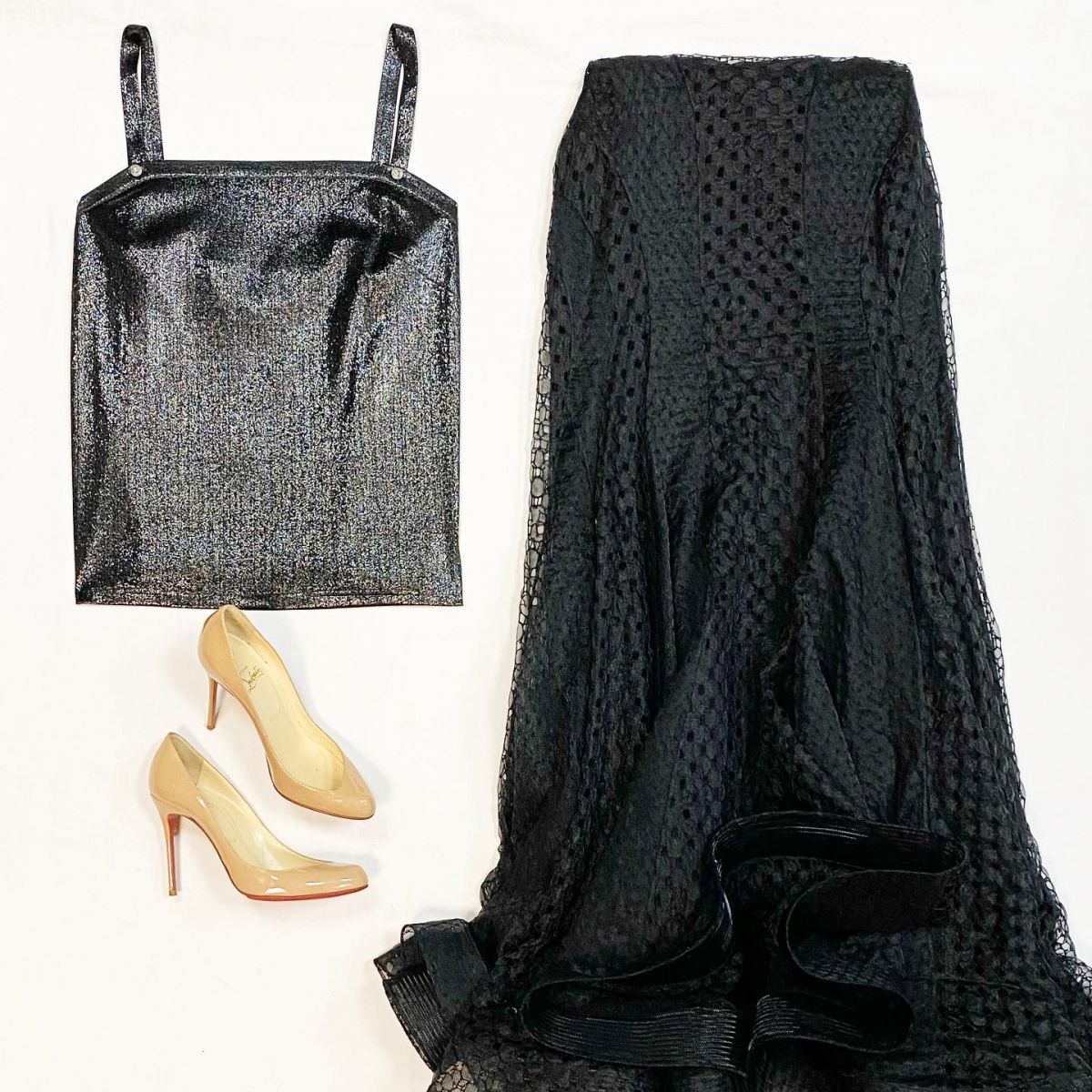 Топ /люрекс/ Chanel размер 40 цена 46 155 рубЮбка Zac Posen размер 4 цена 23 078 рубТуфли Louboutin размер 38 цена 15 385 руб