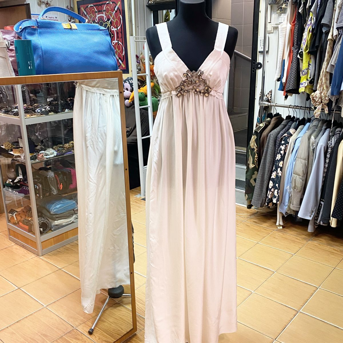 Платье/камни/ Lanvin размер 38 цена 15 385 руб 