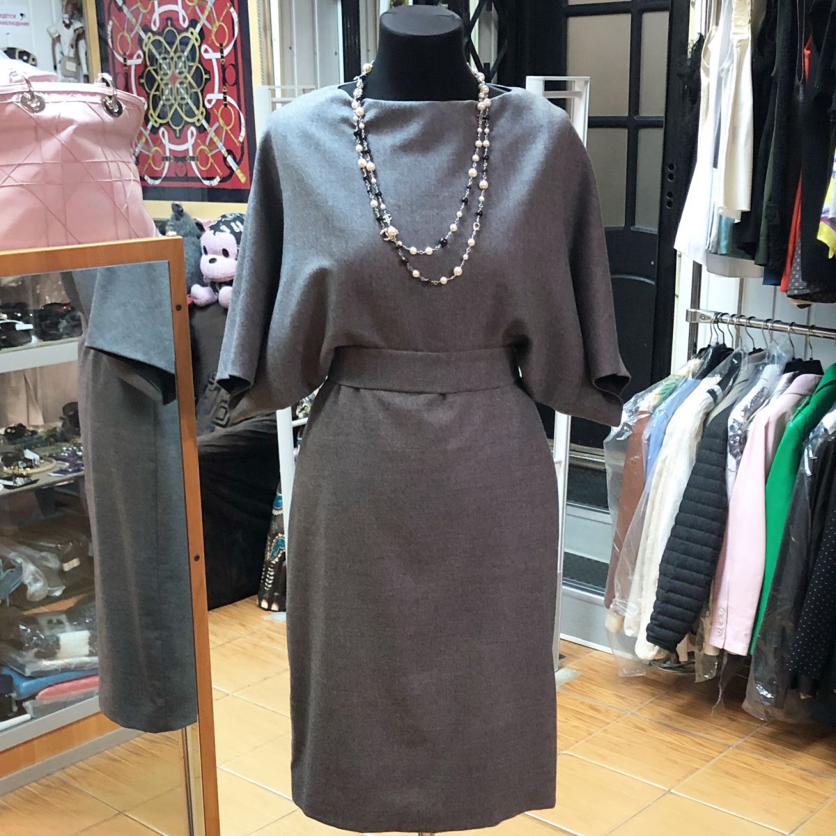 Платье Gucci размер 42 цена 9 231 руб 