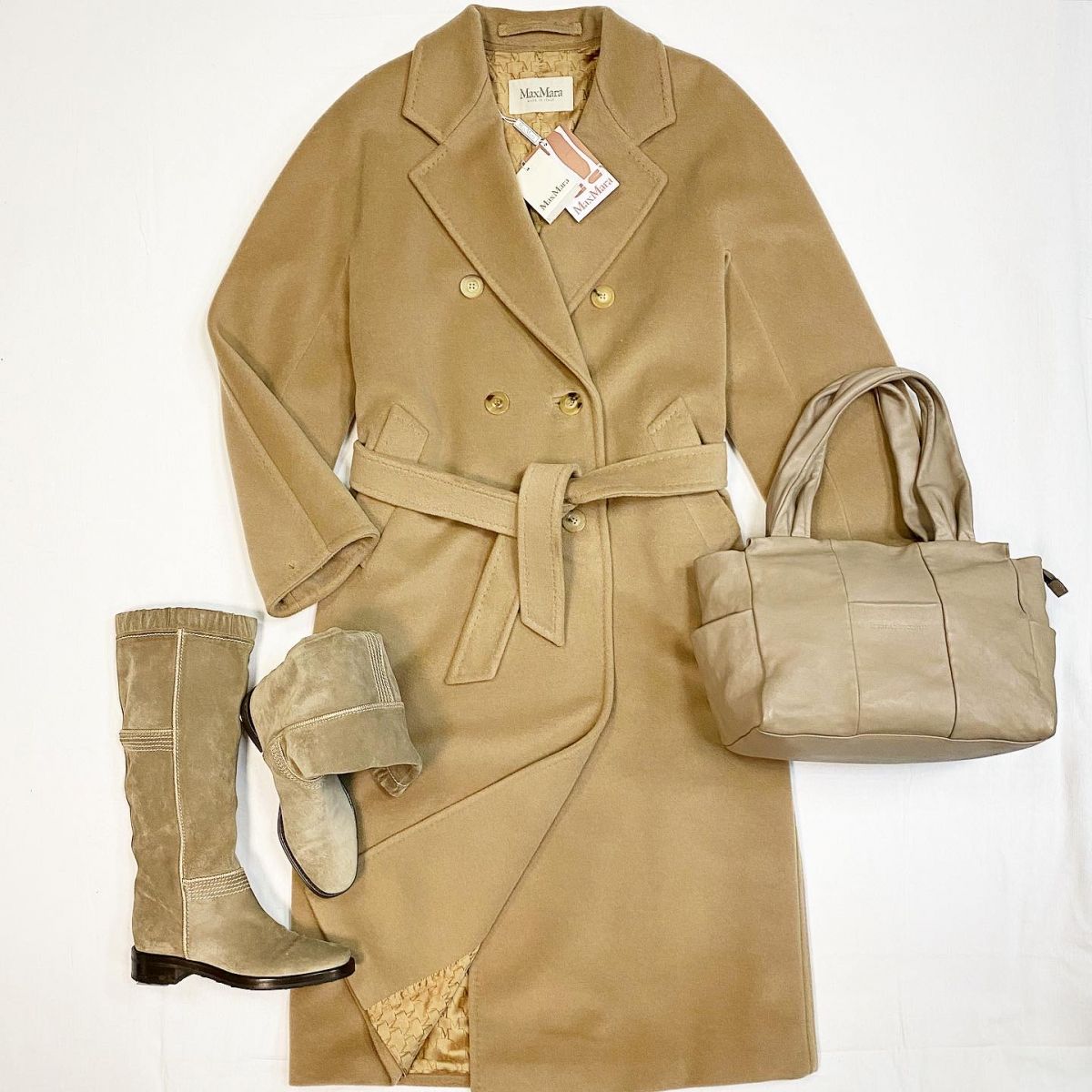 Пальто / шерсть / кашемир / Max Mara размер 44 цена 98 000 руб / новое с биркой / Сапоги Sergio Rossi размер 37.5 цена 13 847 руб Сумка Brunello Cucinelli