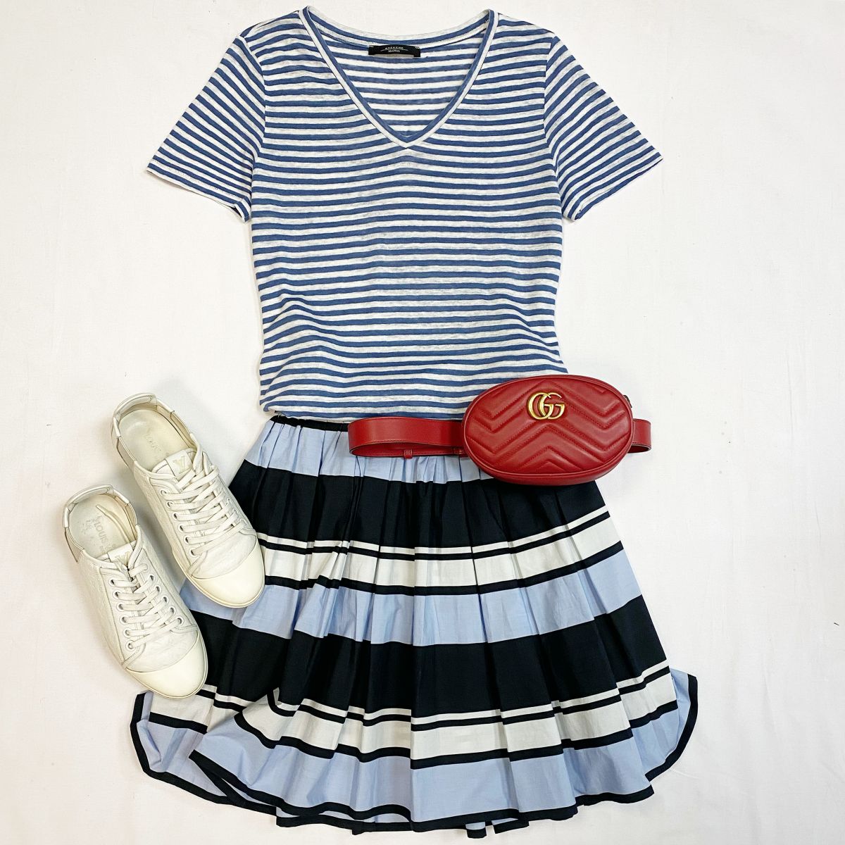 Юбка Dolce Gabbana размер 38 цена 7 693 руб Футболка Weekend Max Mara размер 38 цена 4 616 руб Кеды Louis Vuitton размер 37 цена 10 770 рубСумка Gucci