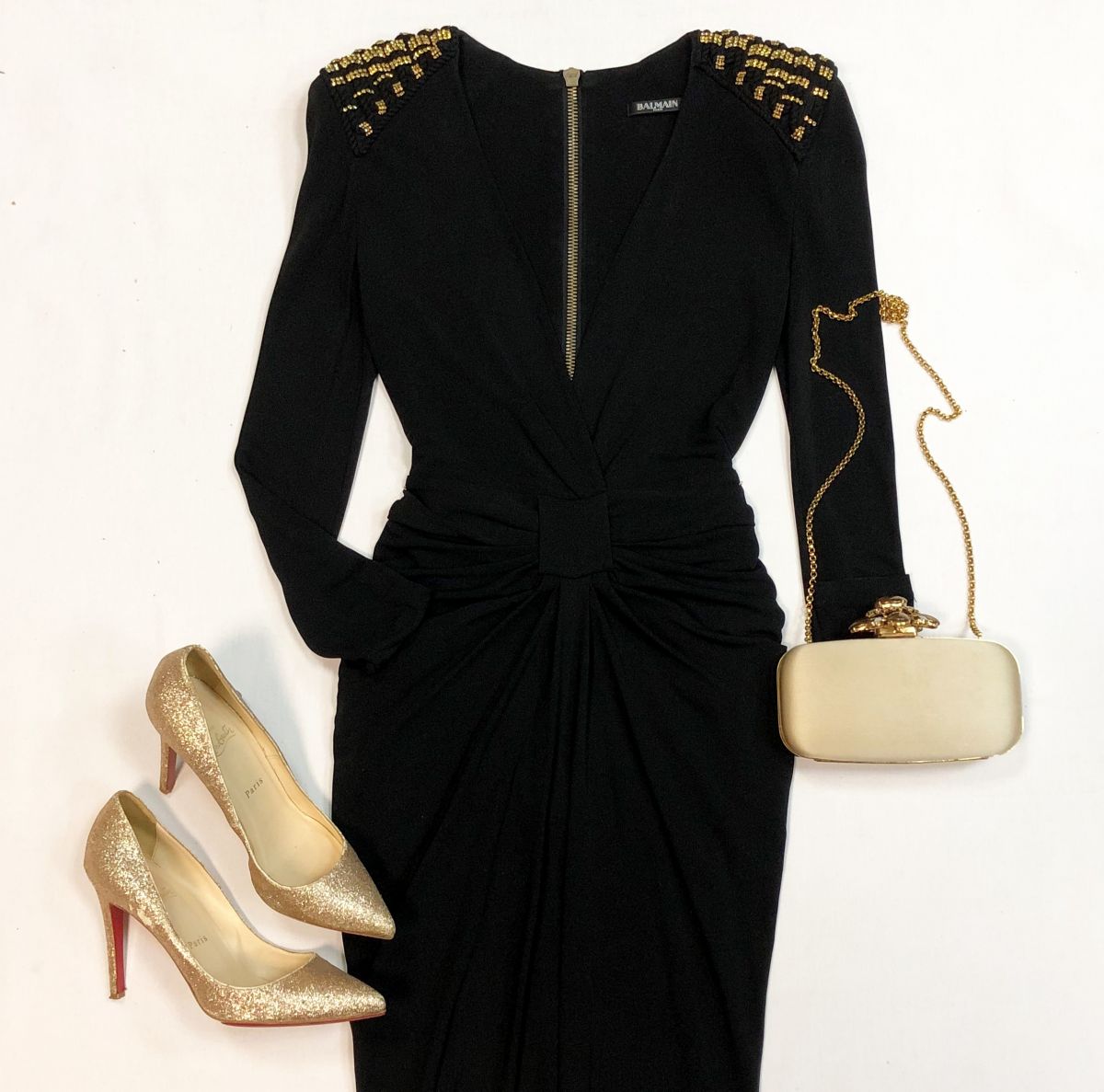 Платье /камни/ BALMAIN размер 36 цена 18 463 руб 
Туфли Louboutin размер 39.5 цена 7 693 руб
Клатч Oscar De La Renta