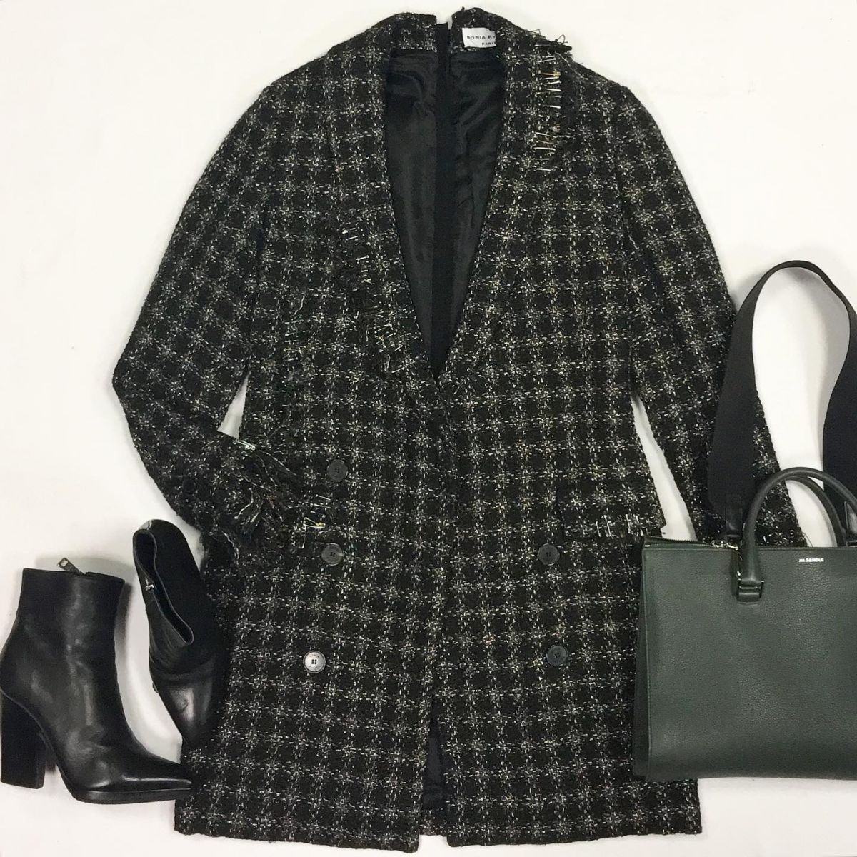 Пальто Sonia Rykiel размер 38 цена 28 463 руб Ботильоны Prada размер 37 цена 6 154 руб Сумка Jil Sander