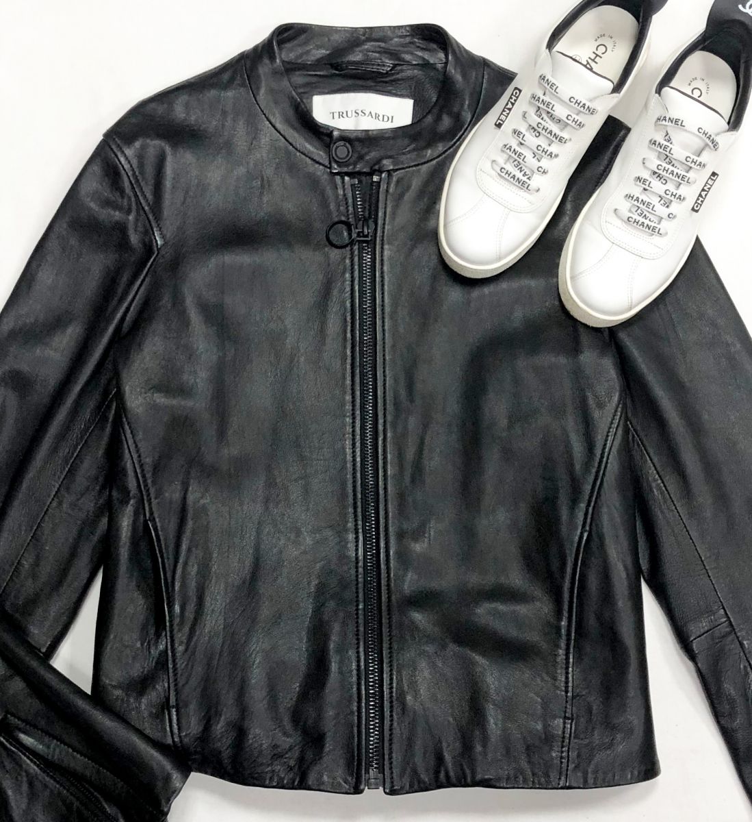 Куртка /кожа/ Trussardi размер 48 цена 15 655 руб