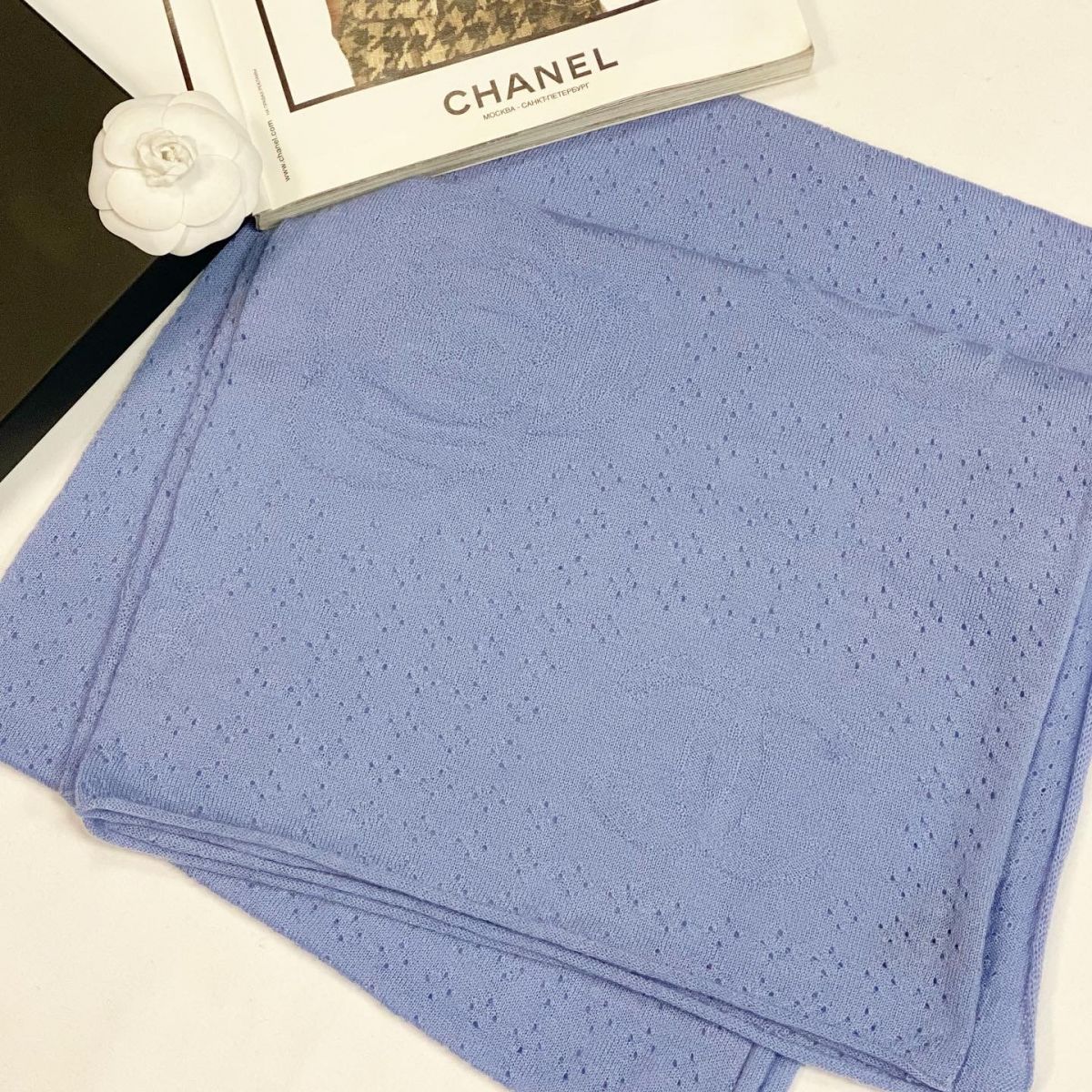 Палантин /кашемир/ Chanel размер 190/70 цена 30 770 руб 