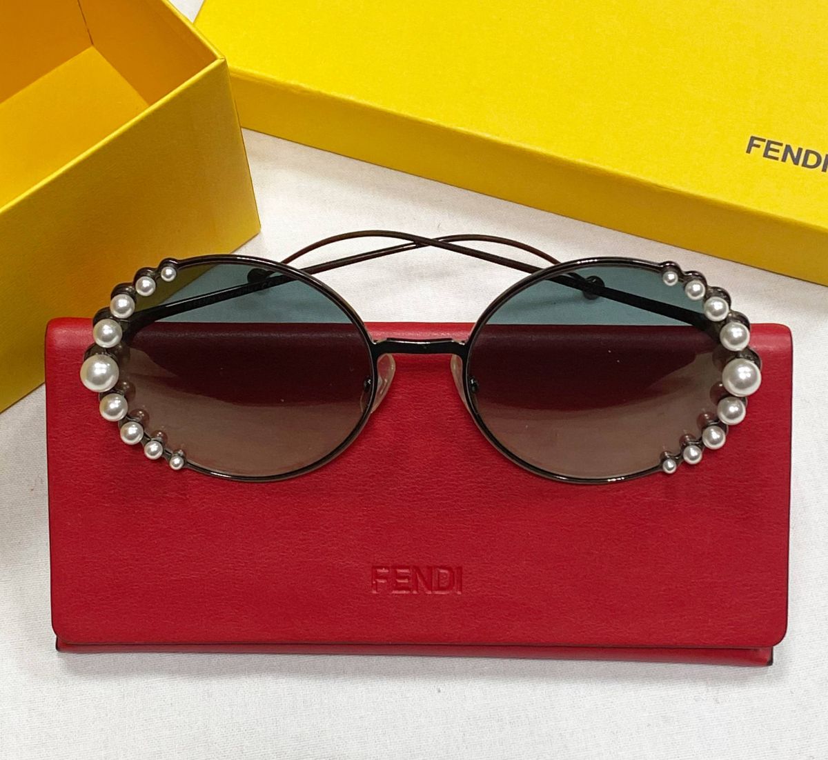 Очки Fendi цена 18 786 руб 