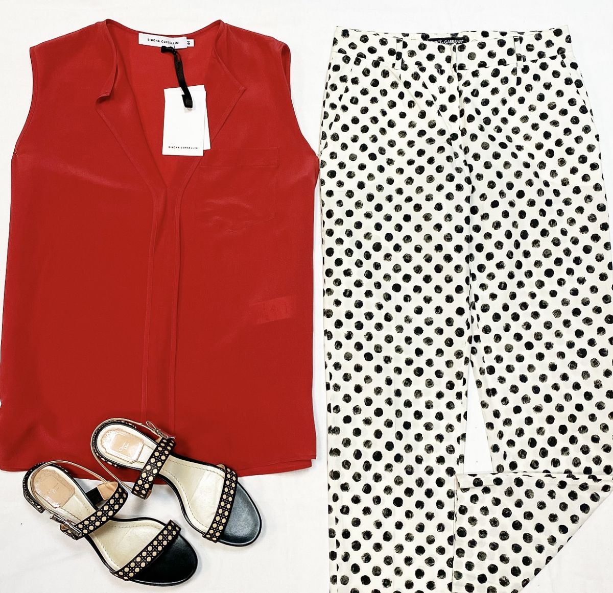 Блузка / шелк / Simona Corsellini размер 44 цена 6 154 руб / новый с биркой / Брюки Dolce Gabbana размер 36 цена 3 078 рубБосоножки Christian Dior размер 39 цена 23 078 руб