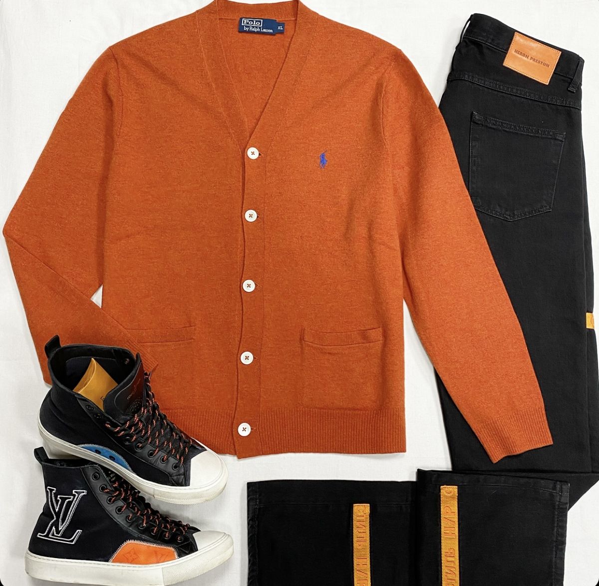 Кардиган Polo Ralph Lauren размер XL цена 10 770 руб Джинсы Heron Preston размер 30 цена 10 770 руб Кеды Louis Vuitton размер 41.5 цена 30 770 руб